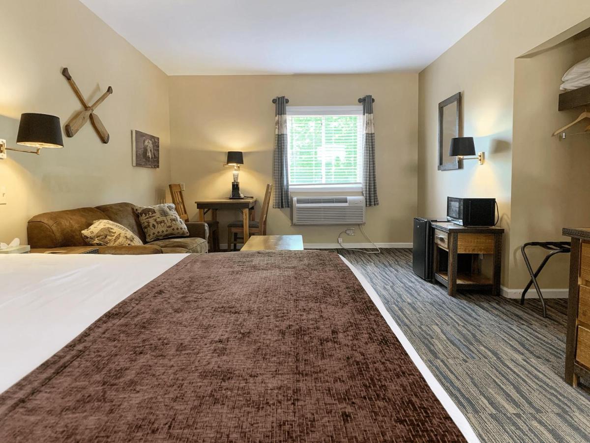The Stone Gate Resort Lake George Buitenkant foto