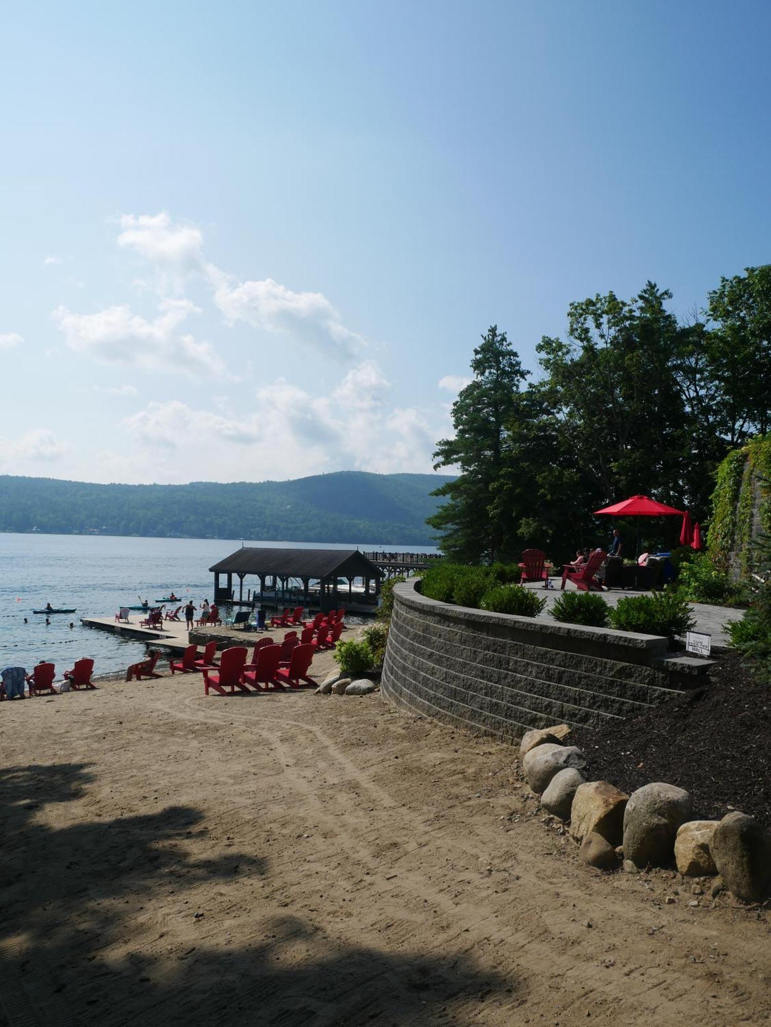 The Stone Gate Resort Lake George Buitenkant foto